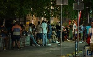 Foto: A. K. /Radiosarajevo.ba / Noćni život u Sarajevu: Festivalska ulica u centru grada...