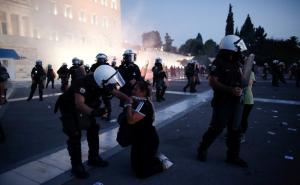 FOTO: EPA / Nasilni protesti antivaksera u nekoliko europskih zemalja