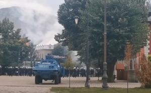 Foto: YouTube / U Cetinju bačen suzavac, došlo do sukoba policije i demonstranata