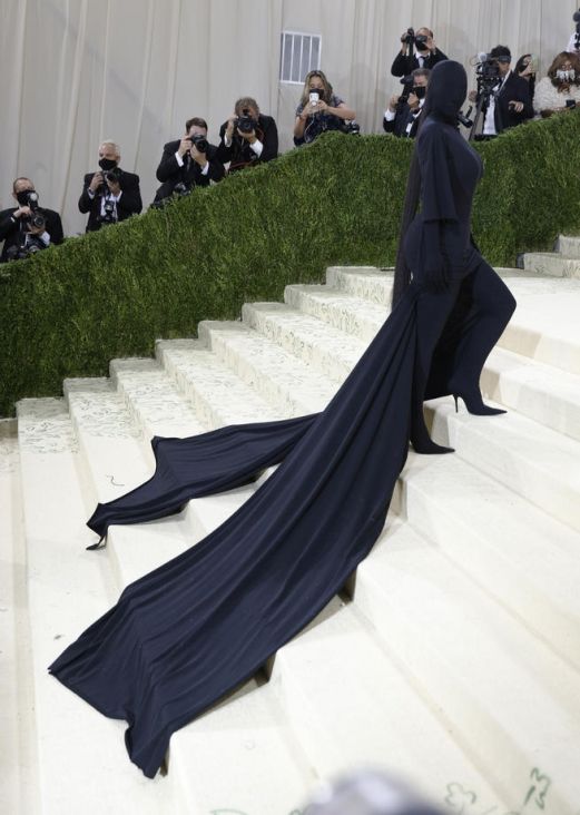 FOTO: EPA/Kim Kardashian na Met Galu 