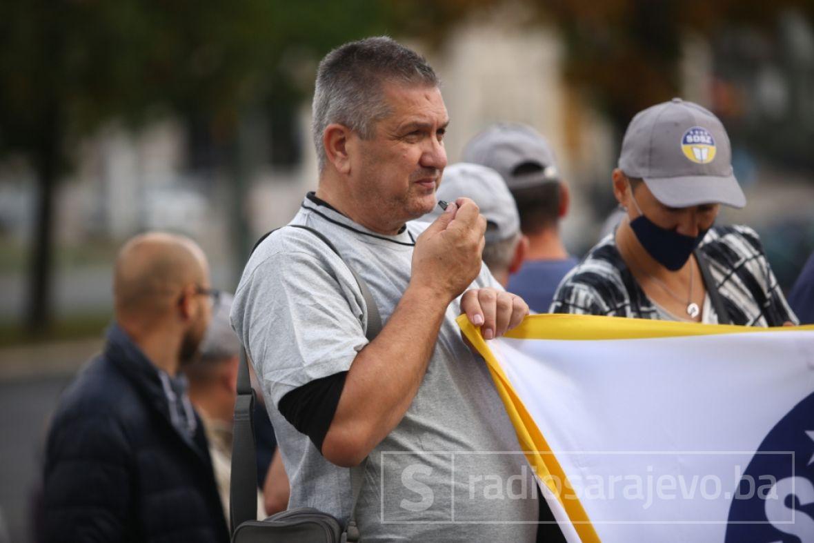 Foto: Dž. K. / Radiosarajevo.ba/Protestovali bh. državni službenici