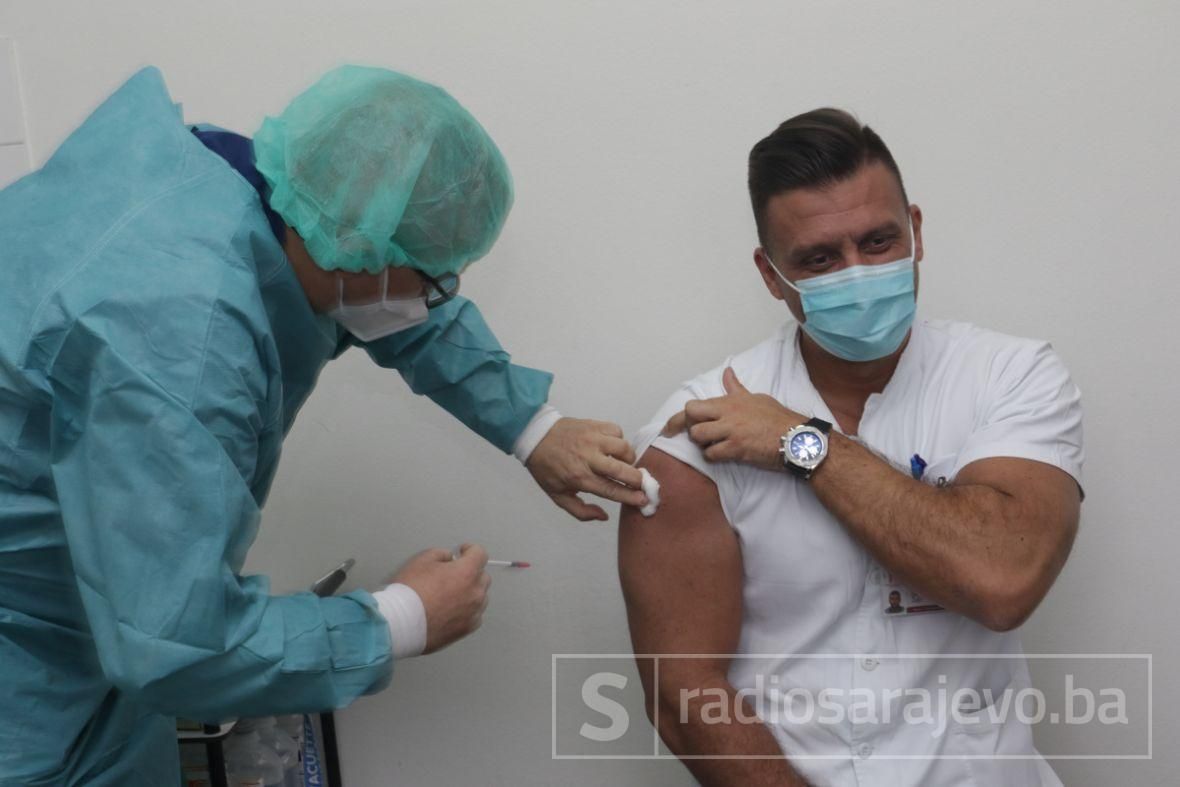 Foto: Dž. K. / Radiosarajevo.ba/Vakcinacija u Općoj bolnici (arhiva)