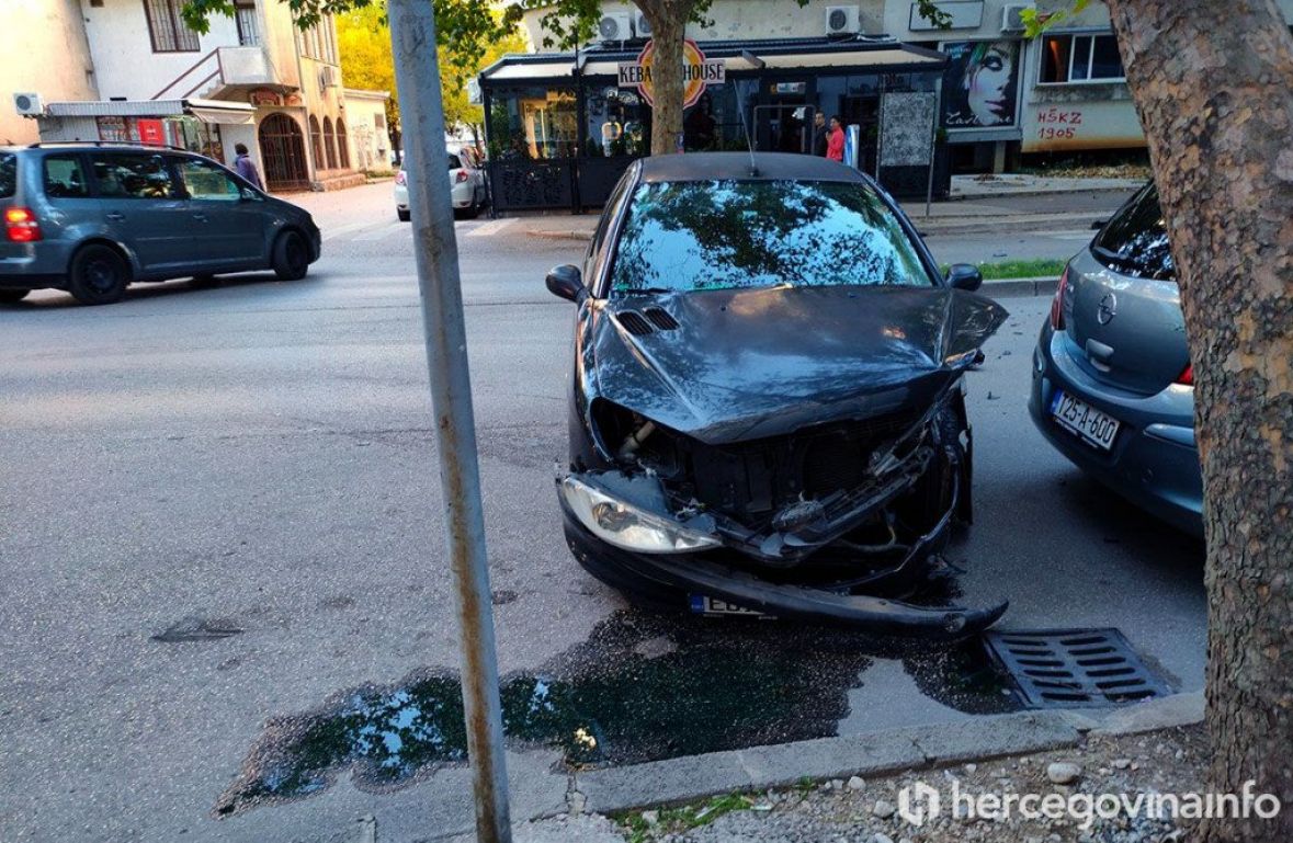 Teška nesreća u centru Mostara - undefined