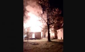 FOTO: Radiosarajevo.ba /  Požar na porodičnoj kući