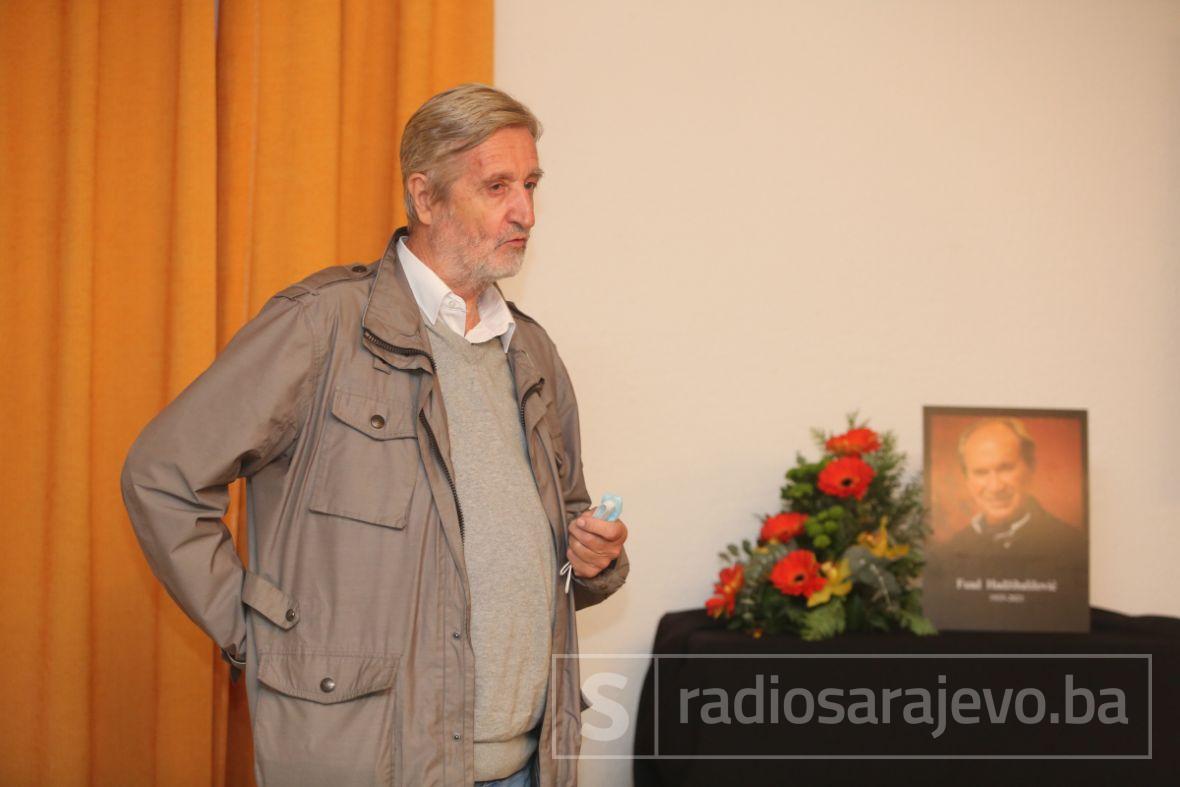Foto: Dž. K. / Radiosarajevo.ba/Strajo Krsmanović govori o Fuadu Hadžihaliloviću 