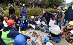 Foto: A. K. /Radiosarajevo.ba / Građani nastavili pomagati rudare 