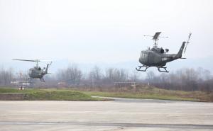 Foto: Dž. K. / Radiosarajevo.ba / Amerikanci predali četiri helikoptera Bell Huey II Oružanim snagama BiH 