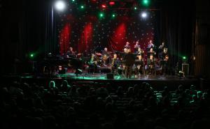 Foto: Dž. K. / Radiosarajevo.ba / Sarajevo Big Band ponovo oduševio publiku 