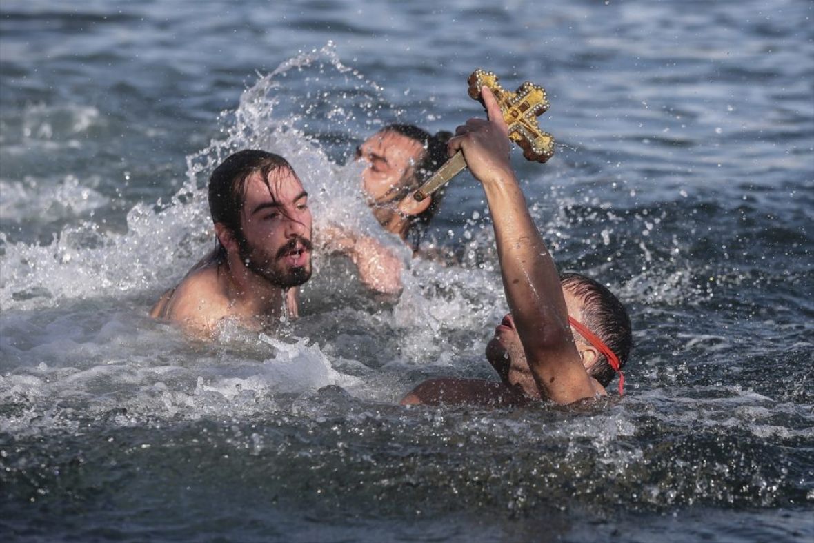 U Istanbulu održano plivanje za Časni krst - undefined