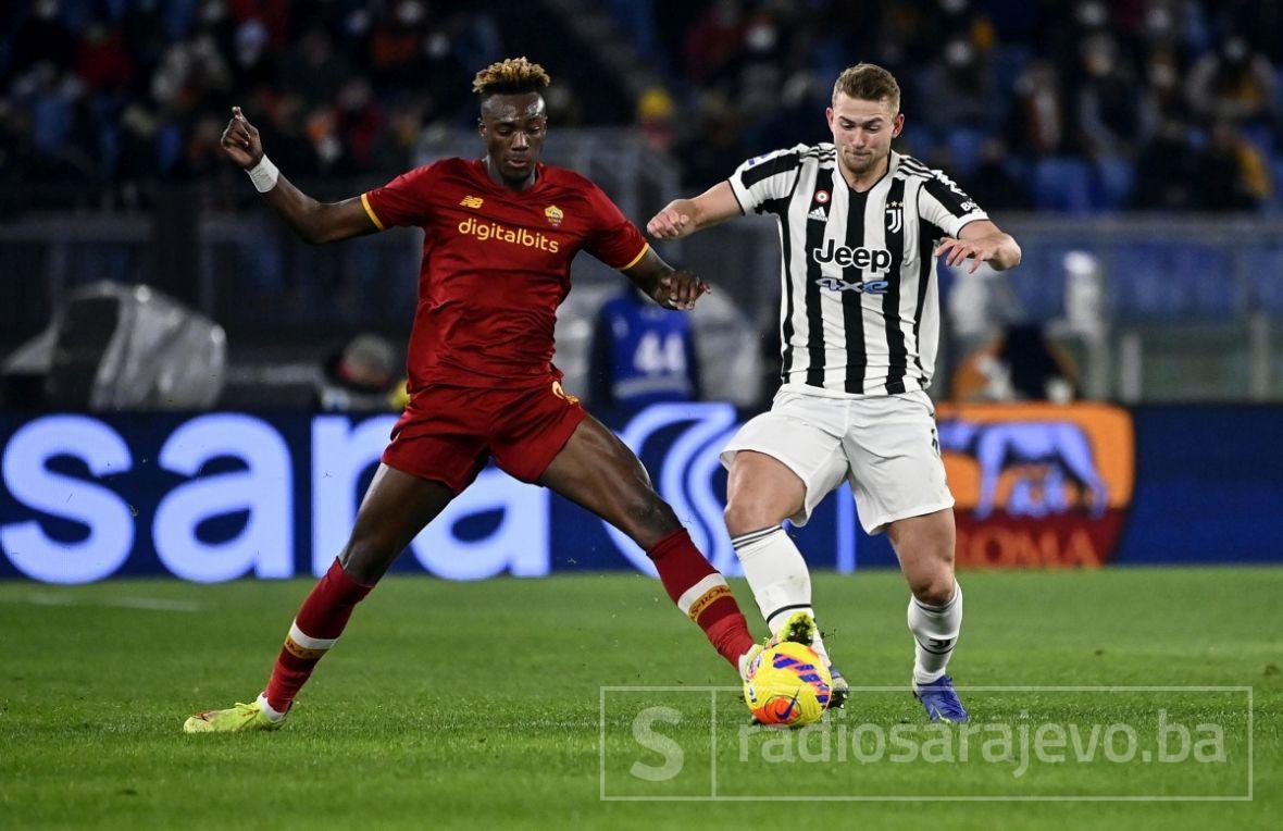 Foto: EPA-EFE/Detalj s utakmice Roma - Juventus