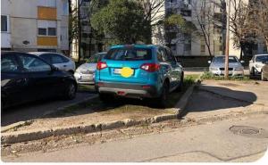 FOTO: Facebook / Parking papak u Mostaru