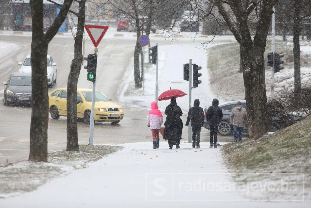 Snijeg u Sarajevu  - undefined