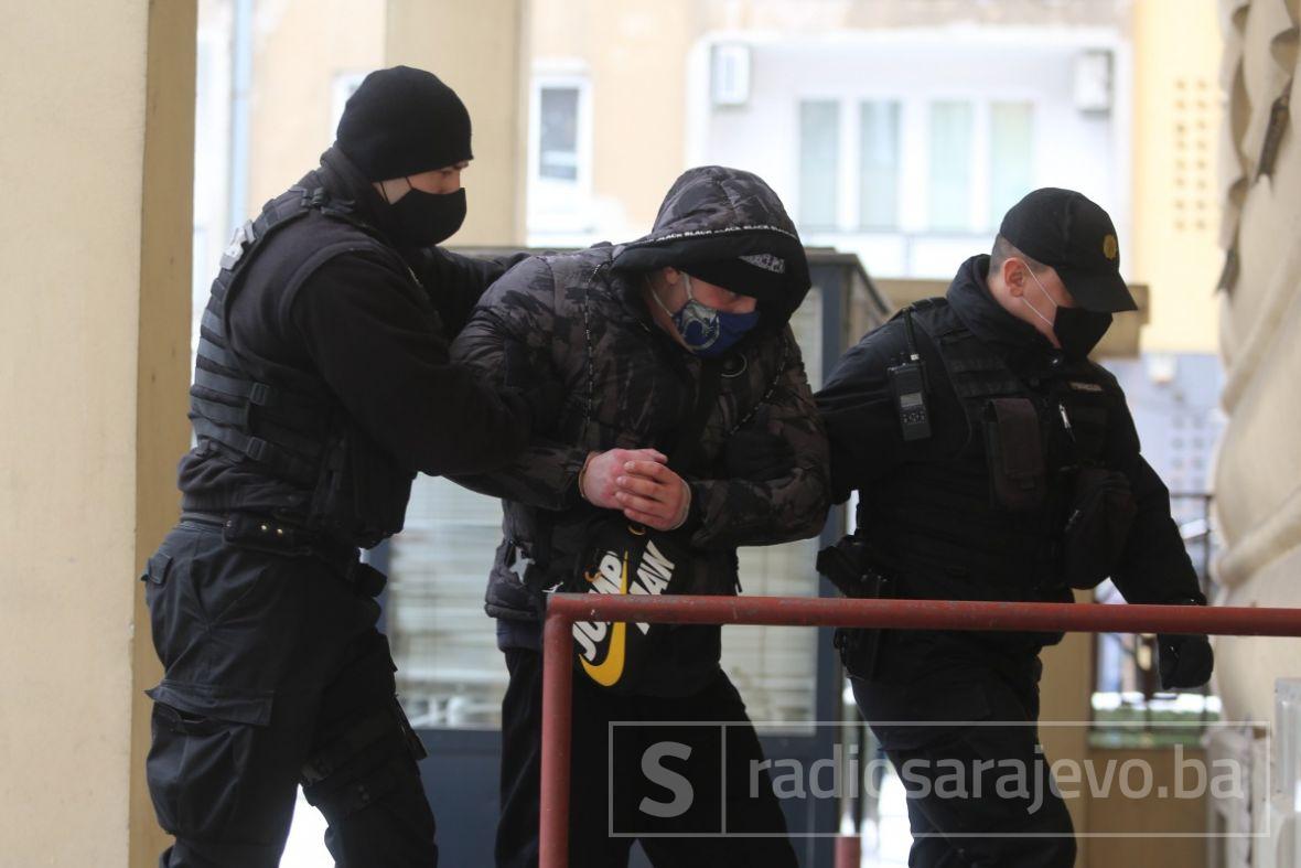 Foto: Dž. K. / Radiosarajevo.ba/S ranijeg privođenja osumnjičenih za ubistvo Kenina Lukača