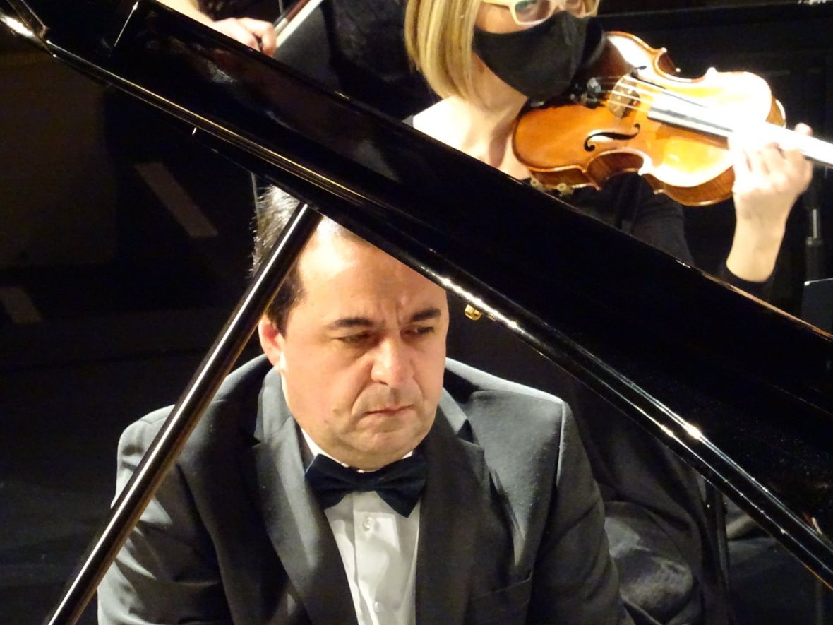 Ruben Dalibaltayan uz Sarajevsku filharmoniju  - undefined