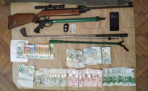 Foto: MUP Srbije / Oduzeli oružje, drogu i novac