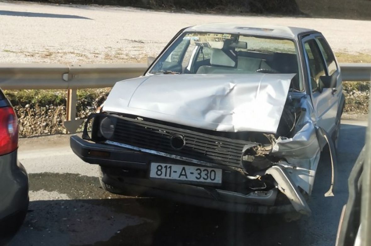 FOTO: Radiosarajevo.ba/Saobraćajna nesreća u mjestu Golubinje