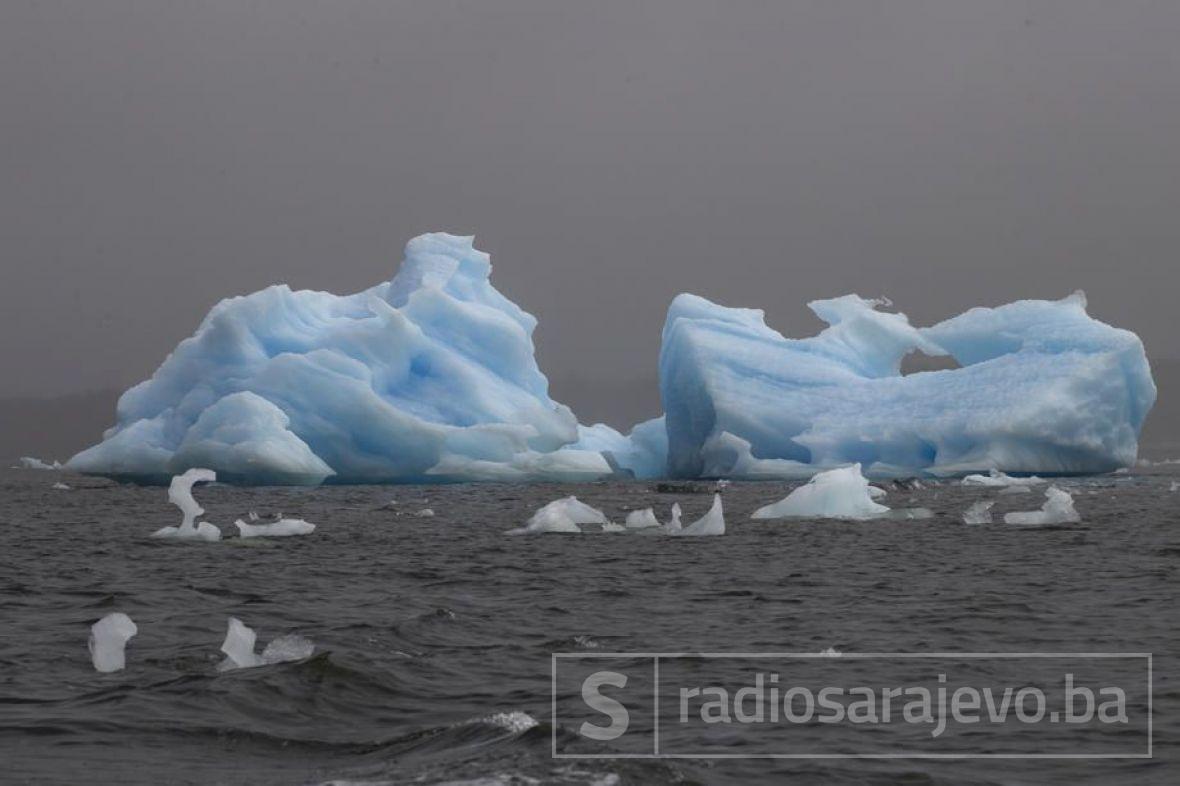 Foto: EPA-EFE/Antarktik, jedna od posljedica klimatskih promjena je topljenje leda