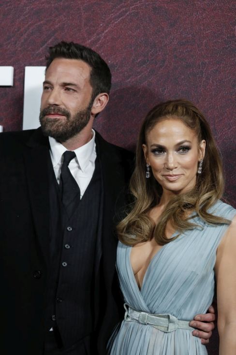 Jennifer Lopez se zaručila za Bena Afflecka - undefined