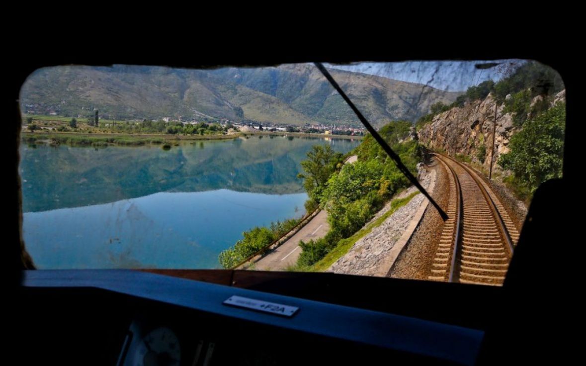 FOTO: AA/Putovanje vozom iz Sarajeva do Mostara