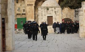 Foto: Anadolija / Izraelska policija izvela raciju u kompleksu Al-Akse