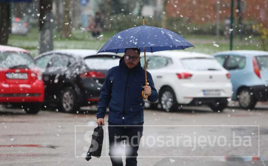 Snijeg u Sarajevu iznenadio građane