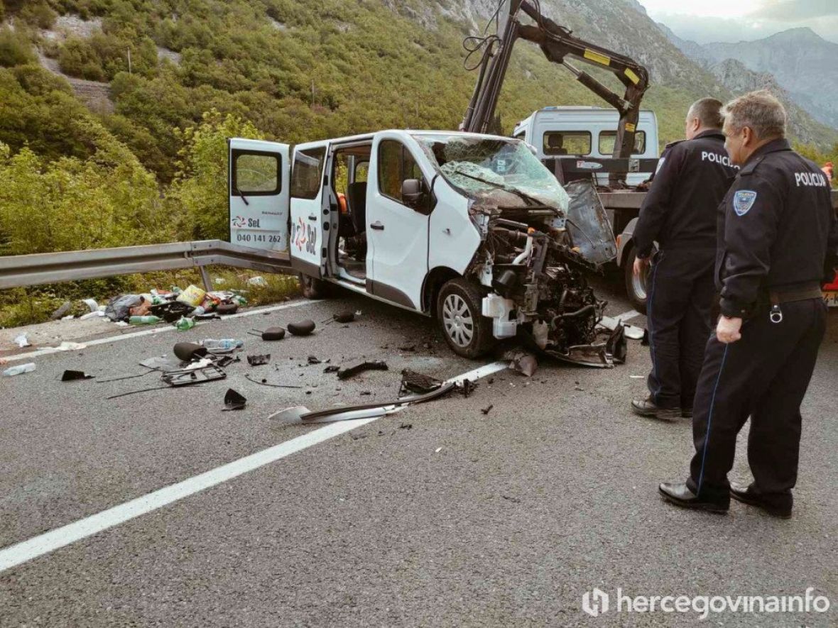 Foto: Hercegovinainfo/Prizor nakon stravične nesreće u Hercegovini