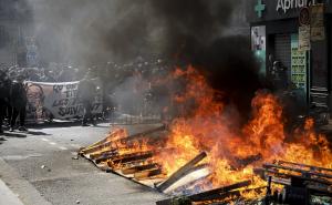 Foto: AA / Neredi u Parizu zbog Macrona