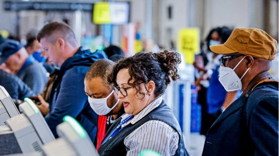 Foto: EPA/Mnogi Amerikanci odustaju od putovanja u inozemstvo 