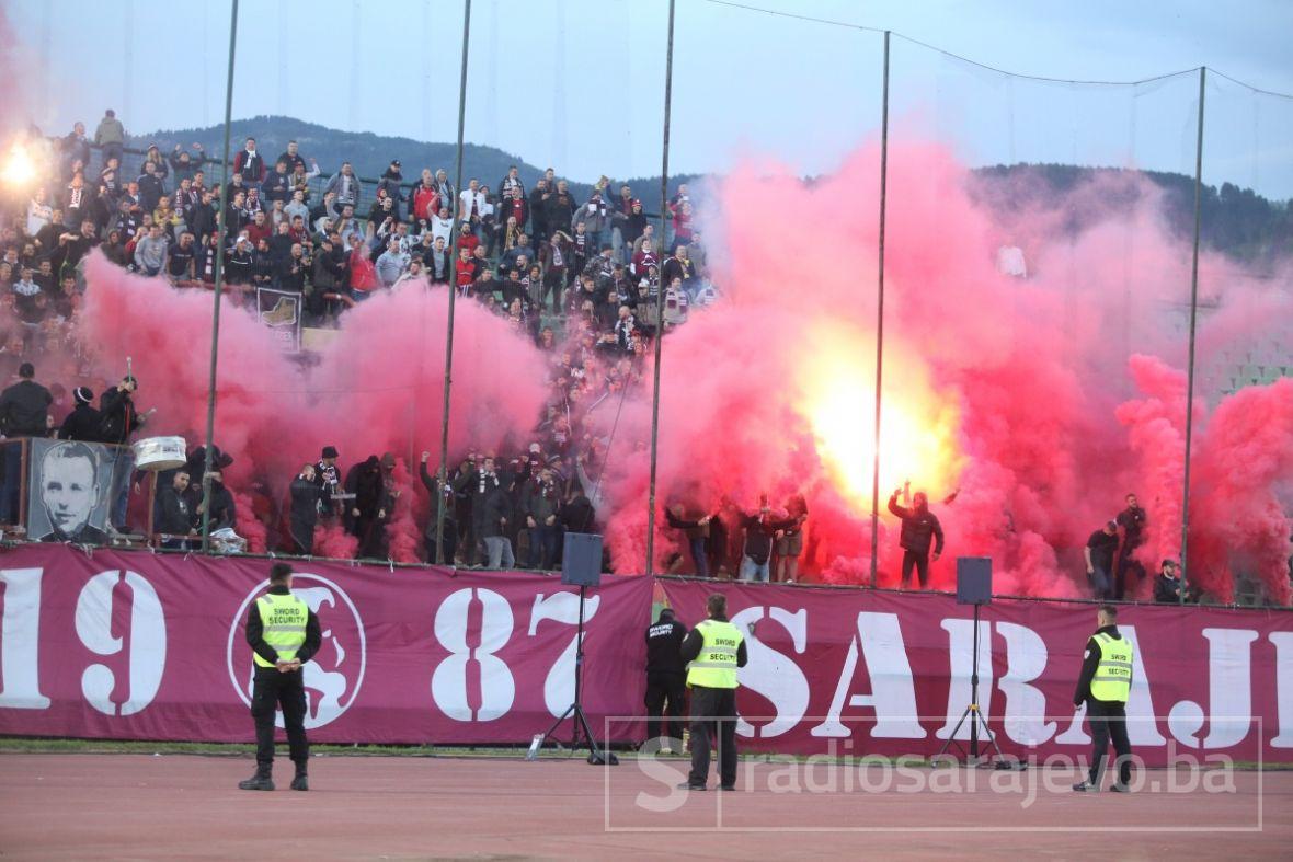 Bakljada navijača Sarajeva  - undefined