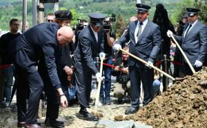 Foto: A. K. /Radiosarajevo.ba / Sahrana Ivice Osima u Aleji velikana na sarajevskom groblju Bare