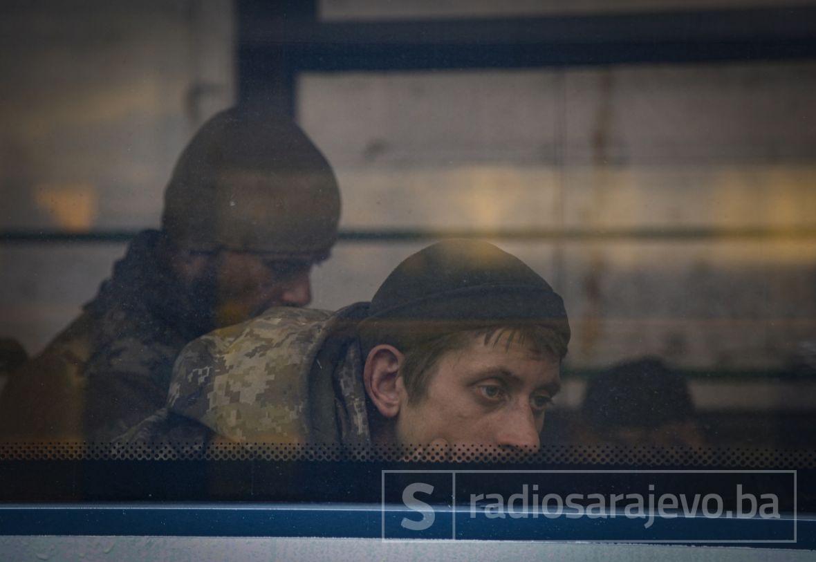Foto: EPA-EFE/Evakuirali ukrajinski borci iz čeličare Azovstal