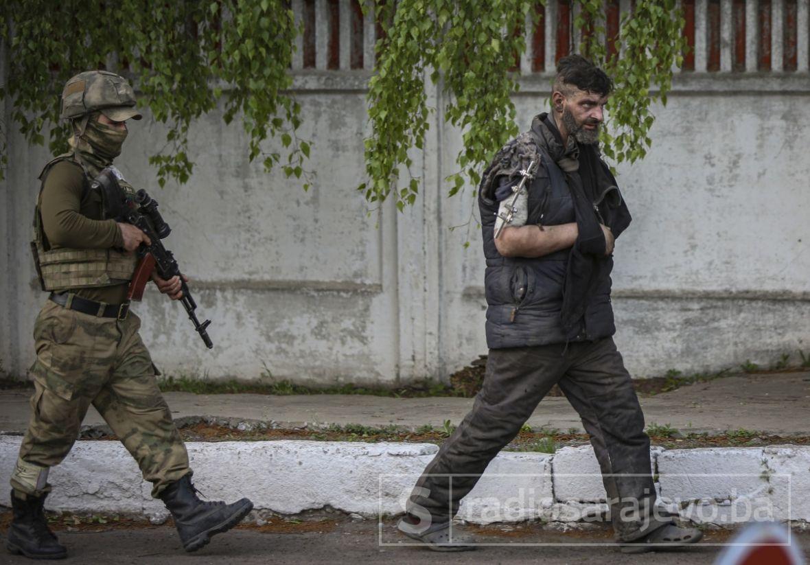 Evakuirali ukrajinski borci iz čeličare Azovstal - undefined