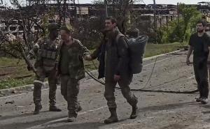 Foto: EPA-EFE / Iscprljeni ukrajinski borci iz Azovstala