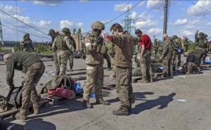 Foto: EPA-EFE / Iscprljeni ukrajinski borci iz Azovstala