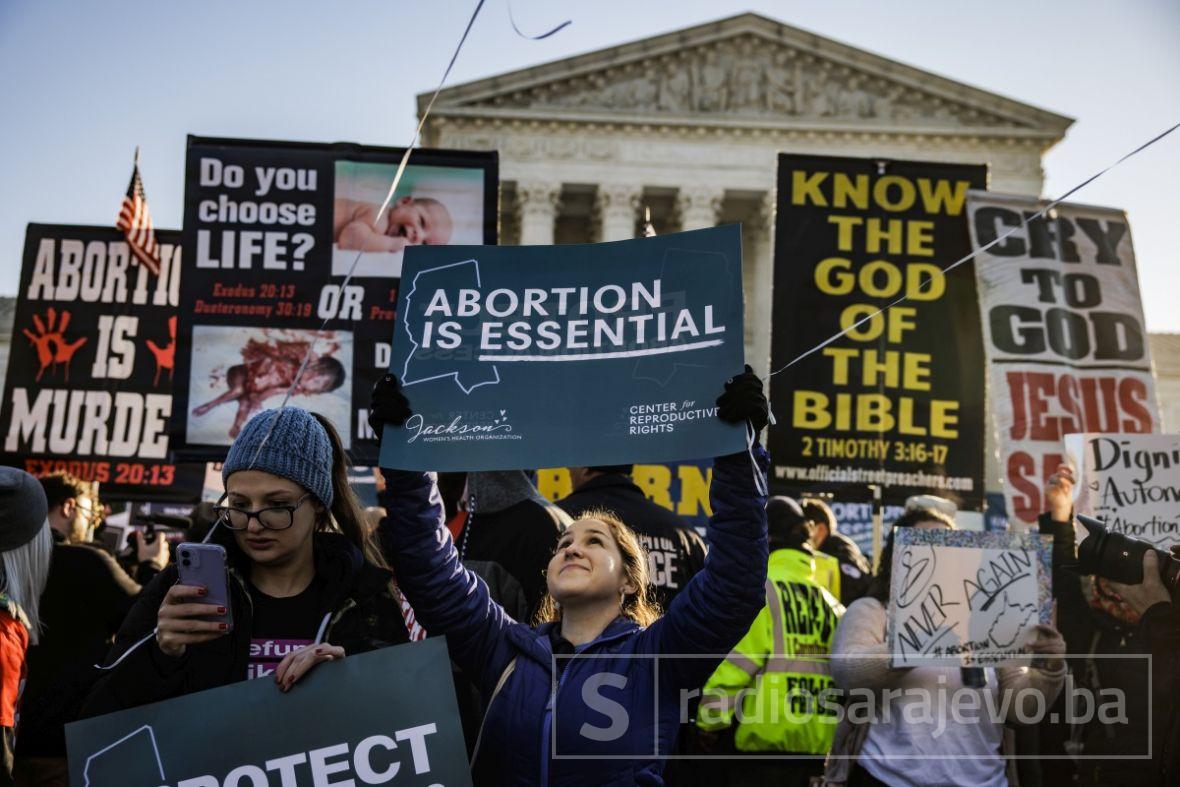 FOTO: EPA/DW o Zakonima o pobačajima u Evropi: Od liberalih do nazadnih