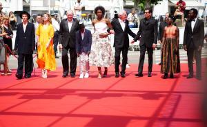 Foto: EPA-EFE / Alban Ukaj na crvenom tepihu Cannes Film festivala