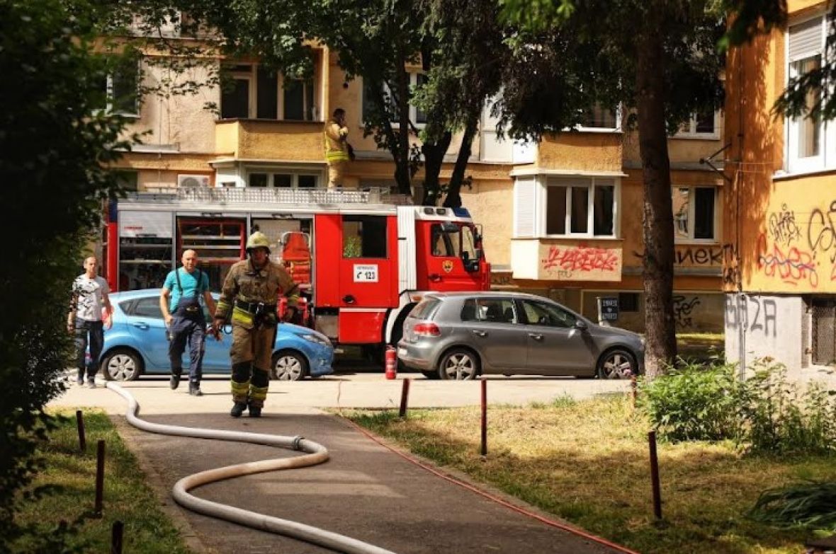 Foto: A. K. / Radiosarajevo.ba/Vatrogasci lokalizovali požar 
