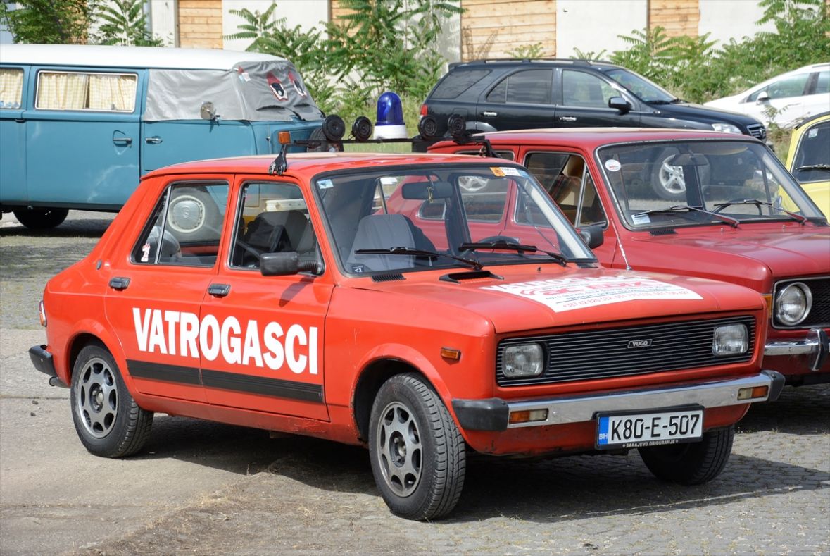 U Mostaru otvoren prvi muzej oldtimera u BiH - undefined