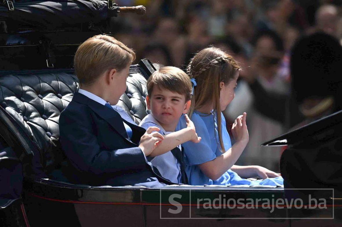 Princ George, princeza Charlotte i princ Louis - undefined
