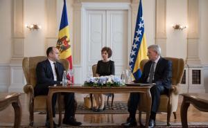Foto: Predsjedništvo BiH / Sefik Džaferović i ambasador Moldavije