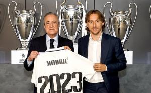 Foto: Twitter/Real Madrid / Luka Modrić produžio ugovor s Real Madridom