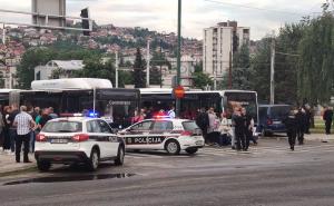 FOTO: Radiosarajevo.ba / Policija na Čengić Vili, napadnut vozač autobusa