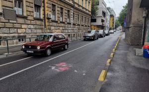 Foto: N. G. / Radiosarajevo.ba / Umjetnički protest na asfaltu kod Drvenije