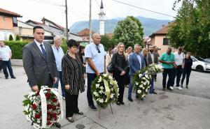 Foto: A.K./Radiosarajevo.ba / Obilježena 29. godišnjica masakra na mezarju Budakovići