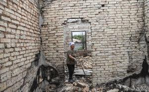Foto: Anadolija / Ukrajinka Ljudmila ne napušta ruševine kuće uništene u ruskim napadima