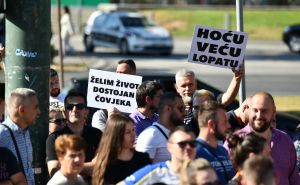Foto: A. K. / Radiosarajevo.ba / Jasne poruke sa sarajevskih protesta