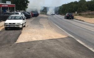 Foto: Vrisak.info / Na Visokoj glavici se zapalio teret na kamionu