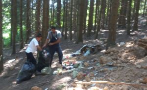 Foto: Vlada KS / Ministarstvo privrede KS počelo akciju uklanjanja divljih deponija