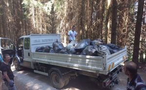 Foto: Vlada KS / Ministarstvo privrede KS počelo akciju uklanjanja divljih deponija