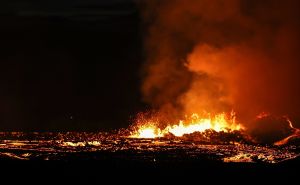 Foto: Anadolija / Eruptirao vulkan na Islandu!